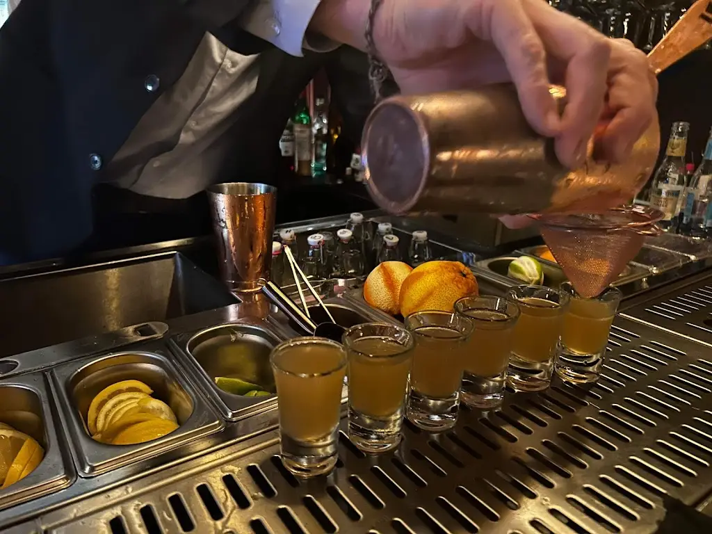 Menu_The First Floor_Itzig_image_8