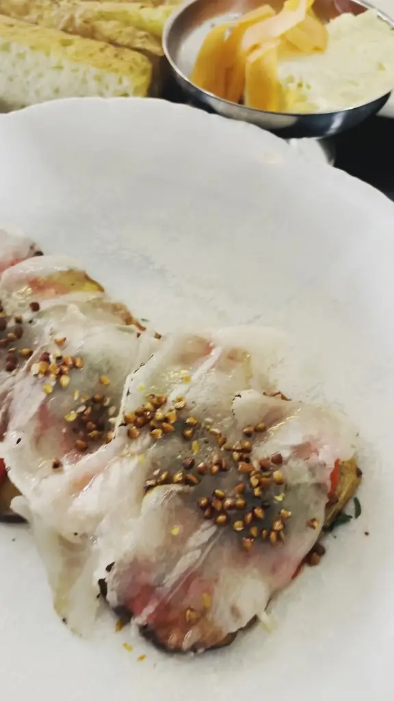 The First Floor_Itzig_slider_image_2