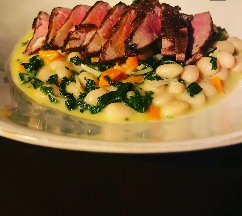 The First Floor_Itzig_slider_image_3