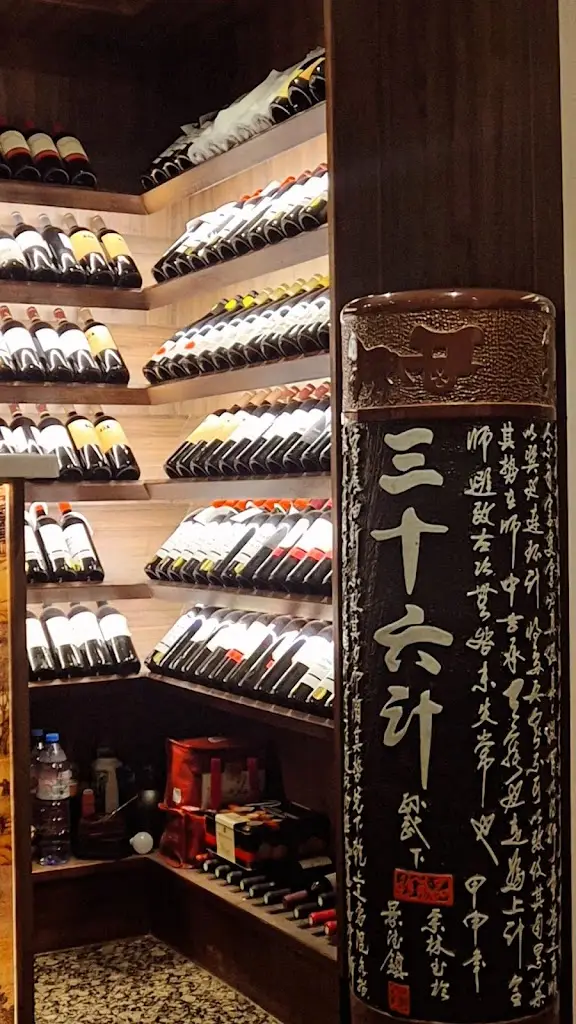 Lux Living_Grand Asia_Helmsange_review