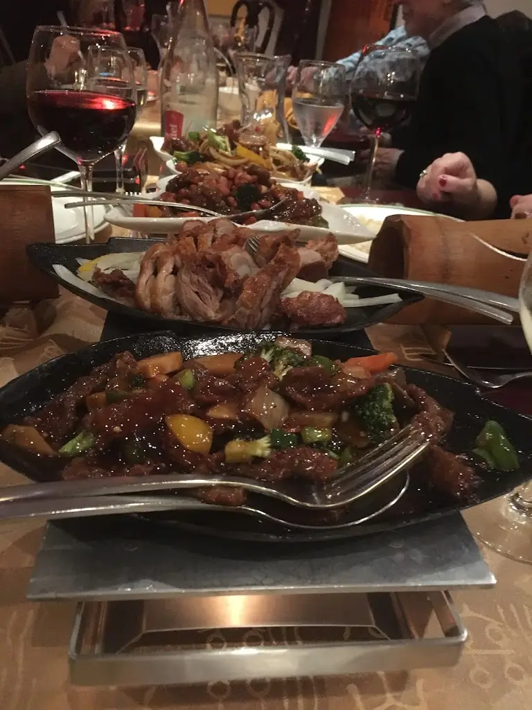 Marcin Trybulec_Grand Asia_Helmsange_review