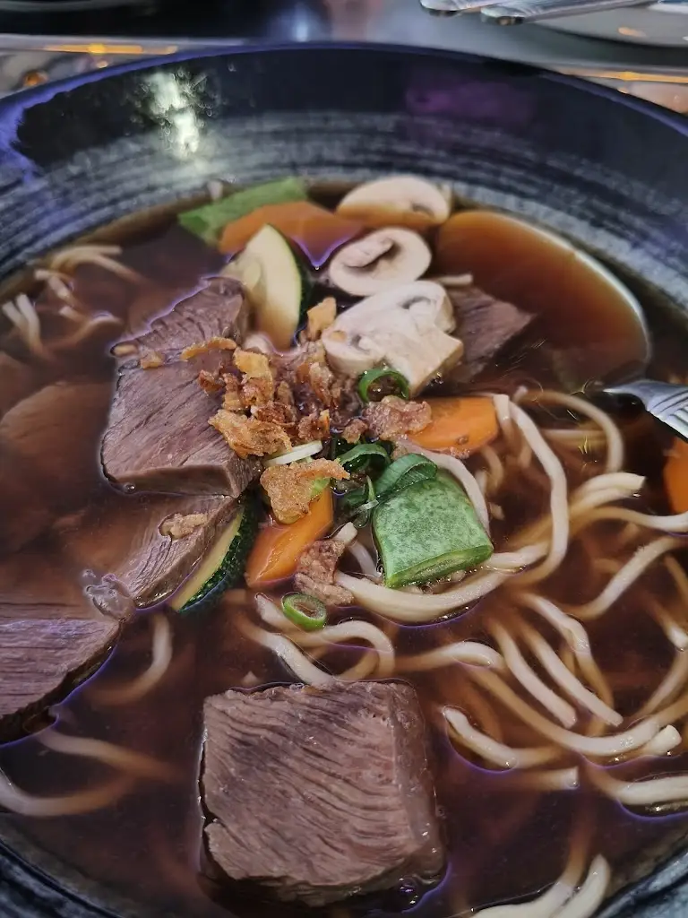 S Hof_Le Régent_Helmsange_reseña