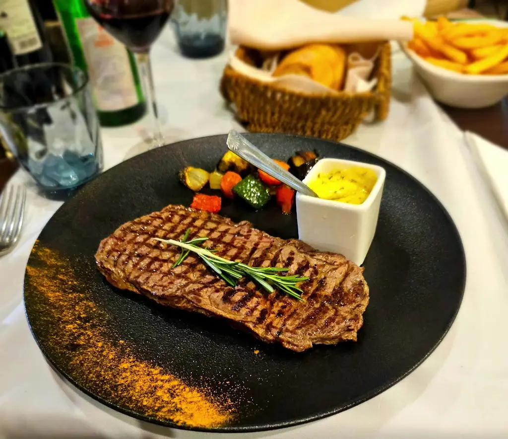 Restaurant Lo-sfizio_Helmsange_slider_image_2