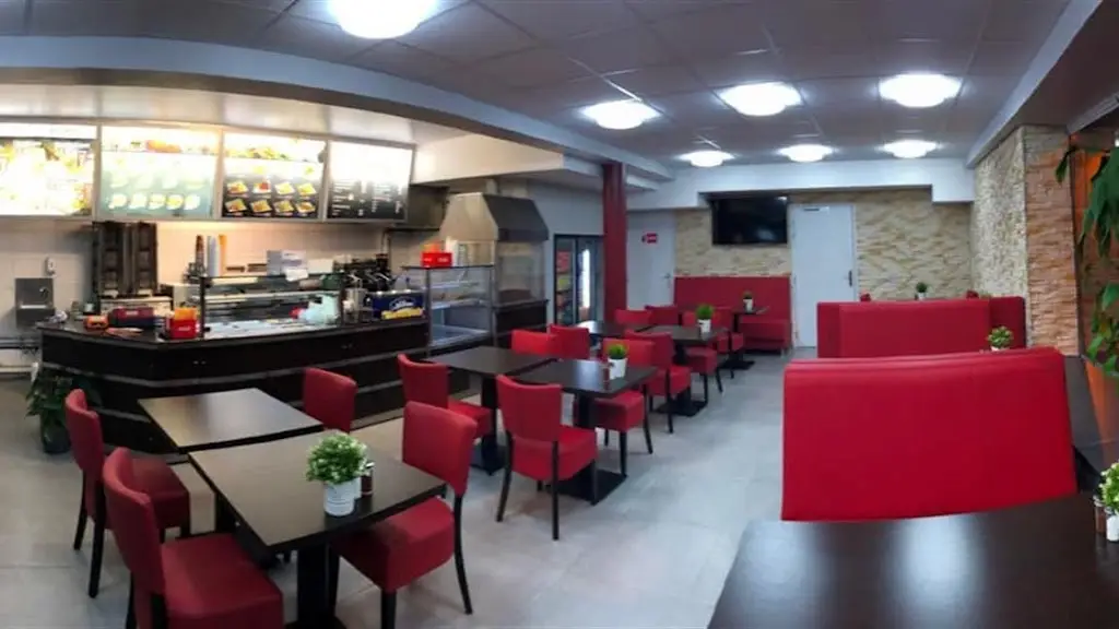 Zaid Grill restaurante en Helmsange