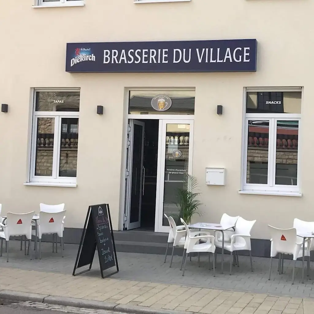 Brasserie du village D'Eischen restaurante en Eischen