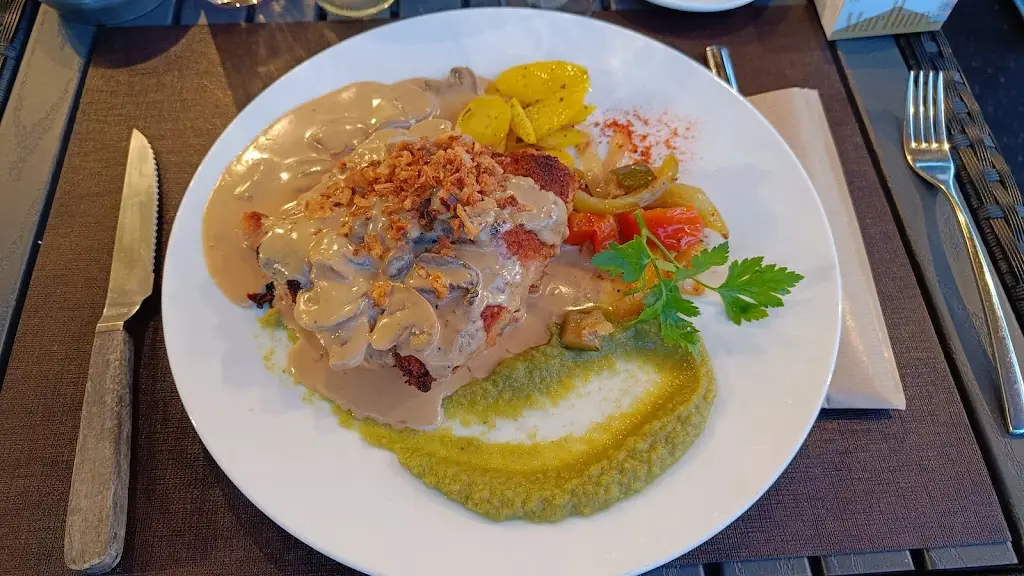 Claude Legrand_Restaurant 