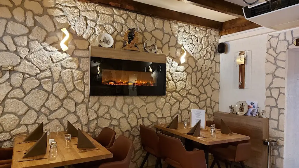 Restaurant "Op der Plaz" restaurante en Kayl