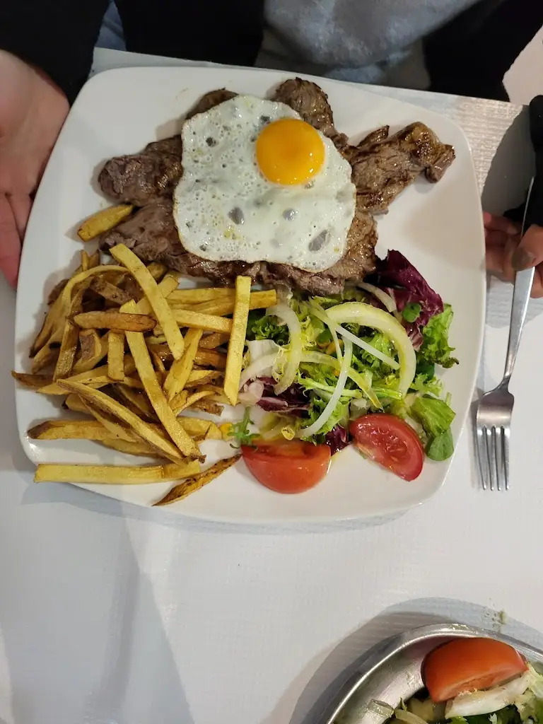 Mariana Canane_Café Bom Petisco_Dalheim_review