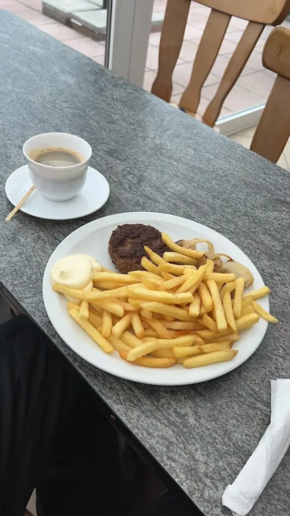 Menu_Friture um Banzelt_Roodt-sur-Syre_image_7