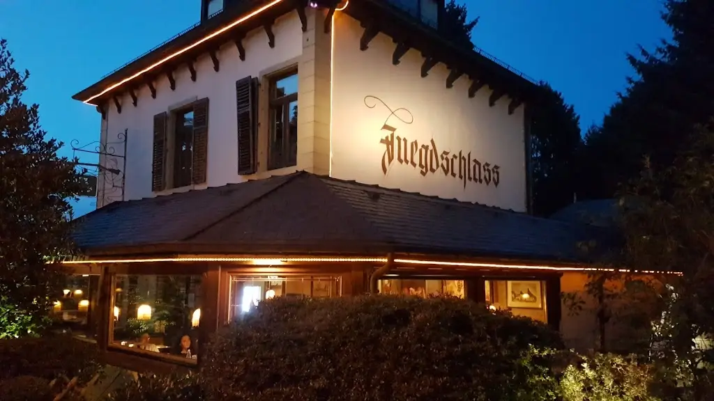 Juegdschlass (Restaurant-cafe)_Béreldange_slider_image_1