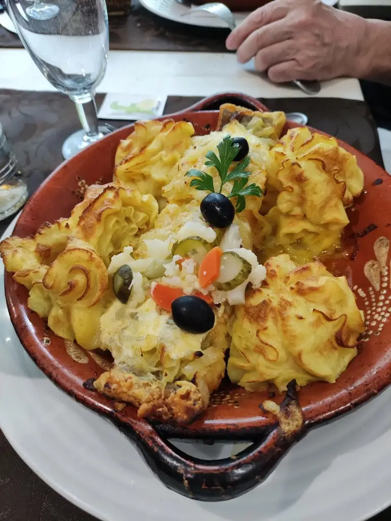 Alba Maria Jurado Carrillo_Restaurant Lusitania_Schouweiler_avis