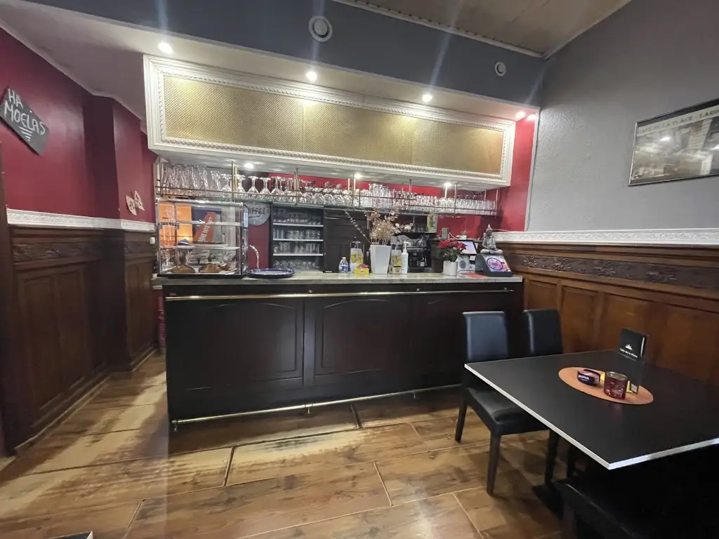 Café de la Place Larochette_Larochette_slider_image_3