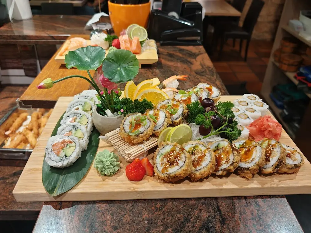 Ginza Cuisine Japonaise et Asiatique_Larochette_slider_image_3