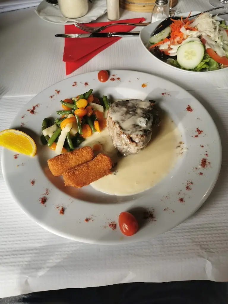 Kamil PSK_Restaurant - Pizzeria Op Der Millen_Larochette_review