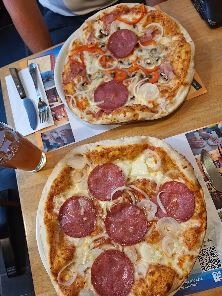 Sytske Peterson_Logis Hotel-Restaurant Petry_Vianden_avis