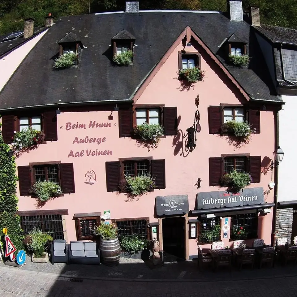 Auberge Aal Veinen Beim Hunn restaurante en Vianden