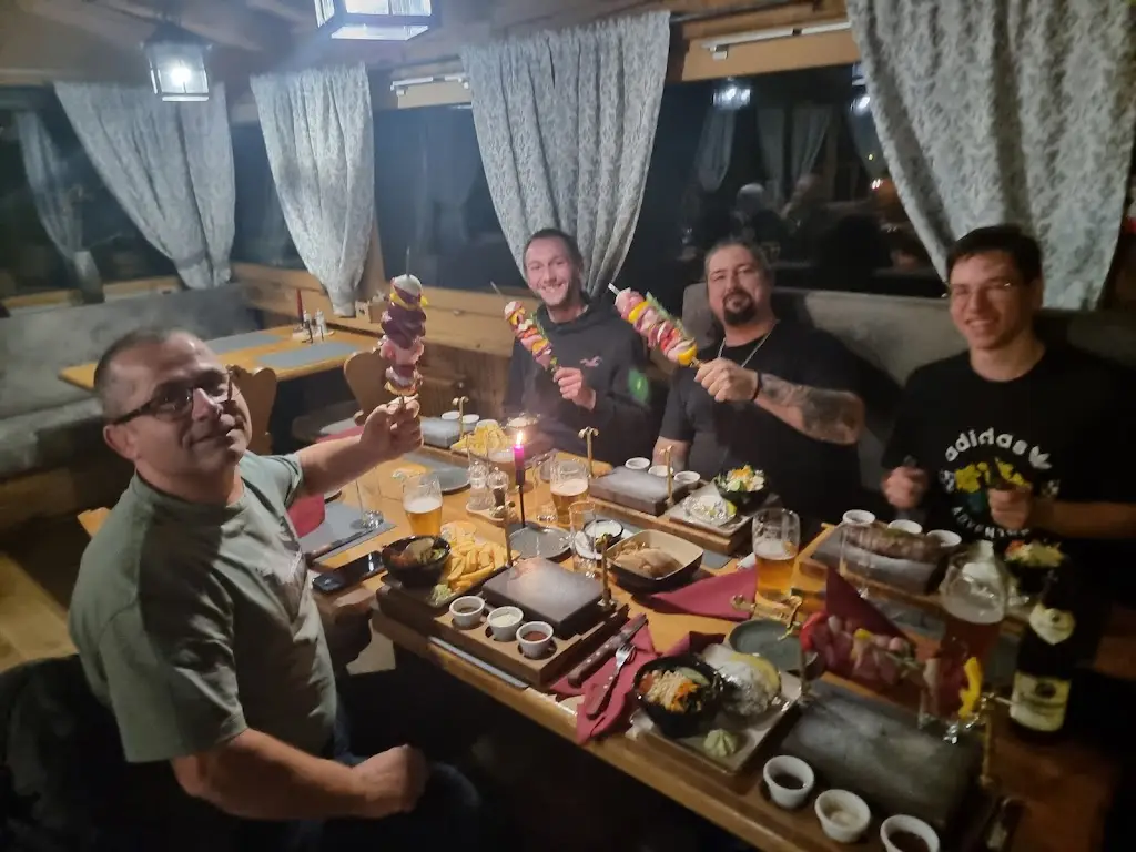 Jeremy Williams_Restaurant Hot Stone Chalet_Vianden_review