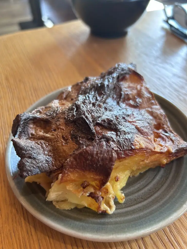 Cimen Uzsoy Gümüşel_Restaurant Hot Stone Chalet_Vianden_review