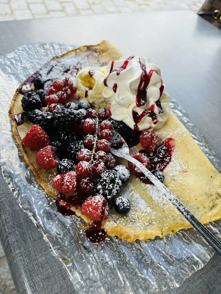 Sonal Gupta_Brasserie des Arts_Vianden_reseña