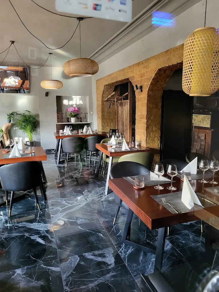 7 saveurs restaurante en Medernach