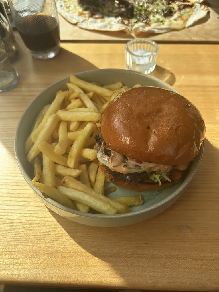 mitchell hummel_Brasserie Heringer Millen_Medernach_reseña