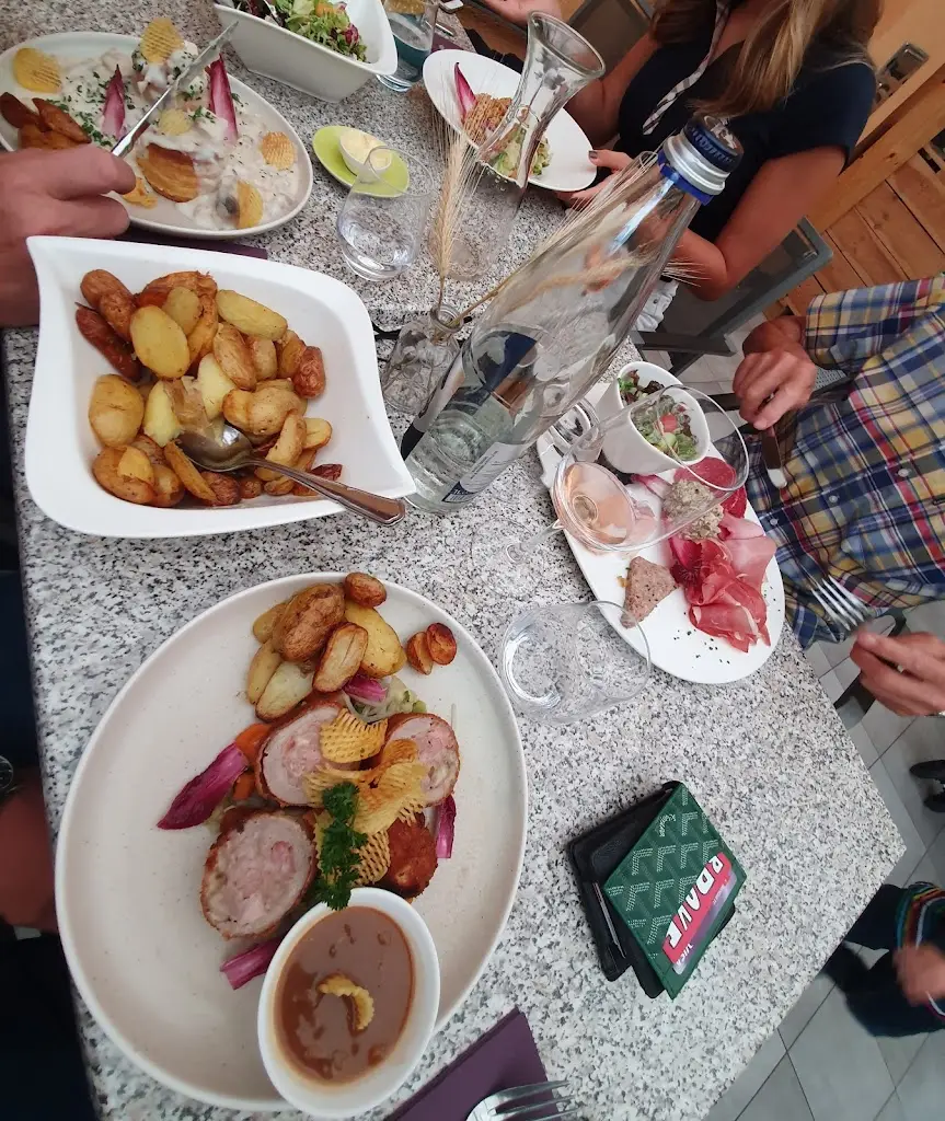 Chris Schagen (C.Schagen)_Bricher Stuff_Tuntange_avis