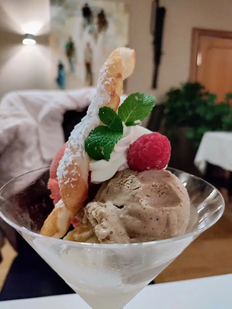 Jean-Claude Hennes_Maison Rouge Restaurant_Tuntange_avis