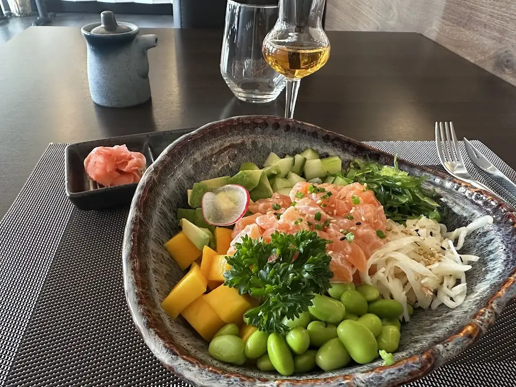 Petia Apostolova_Restaurant Ying SARL_Berdorf_reseña