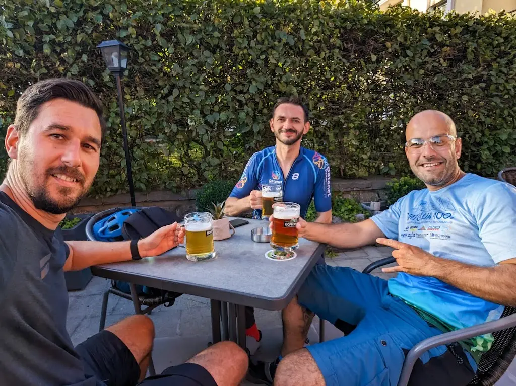 Dimitar Miriyski_Café-Restaurant Baesch_Garnich_avis