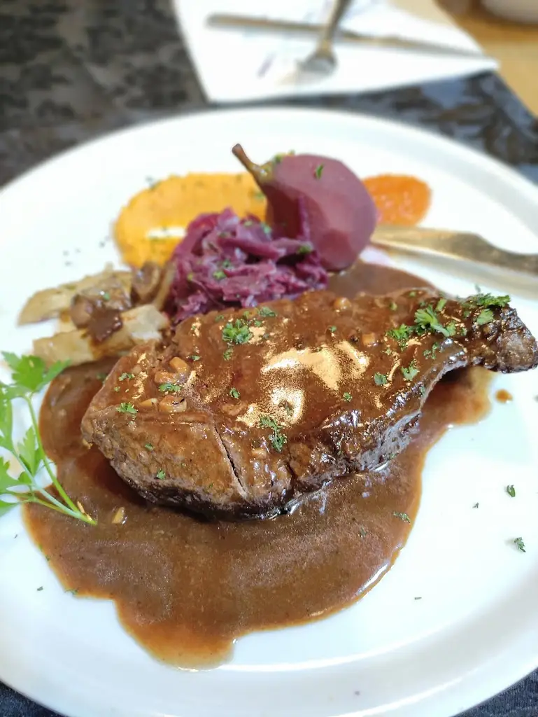 Yiannis Nasios_Arancio Nero_Wiltz_reseña