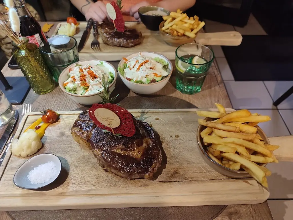 Snack Time Sàrl_Clervaux_slider_image_3