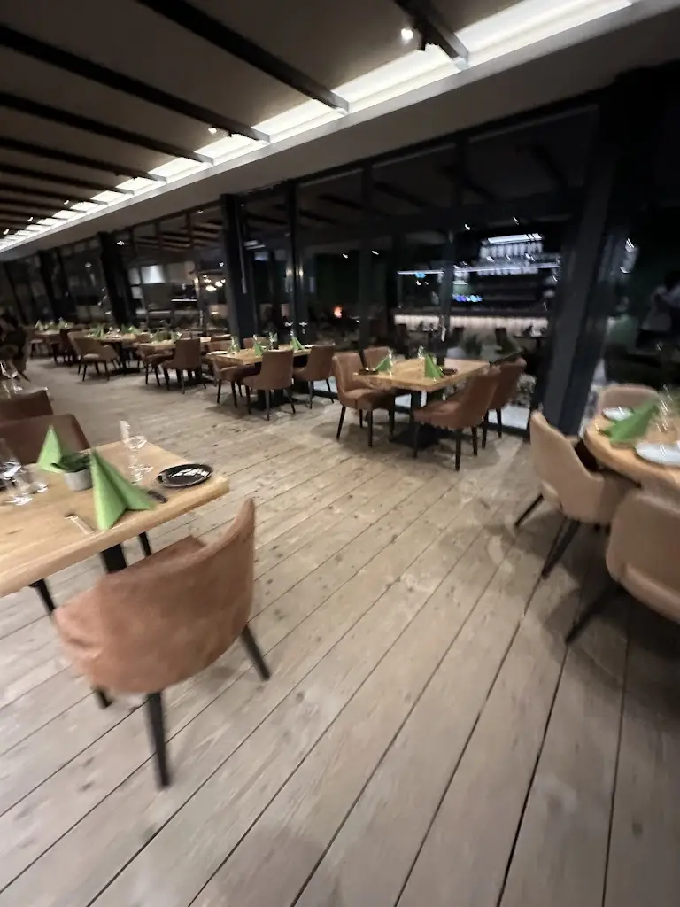 Mike_Restaurant Am'Our_Clervaux_review