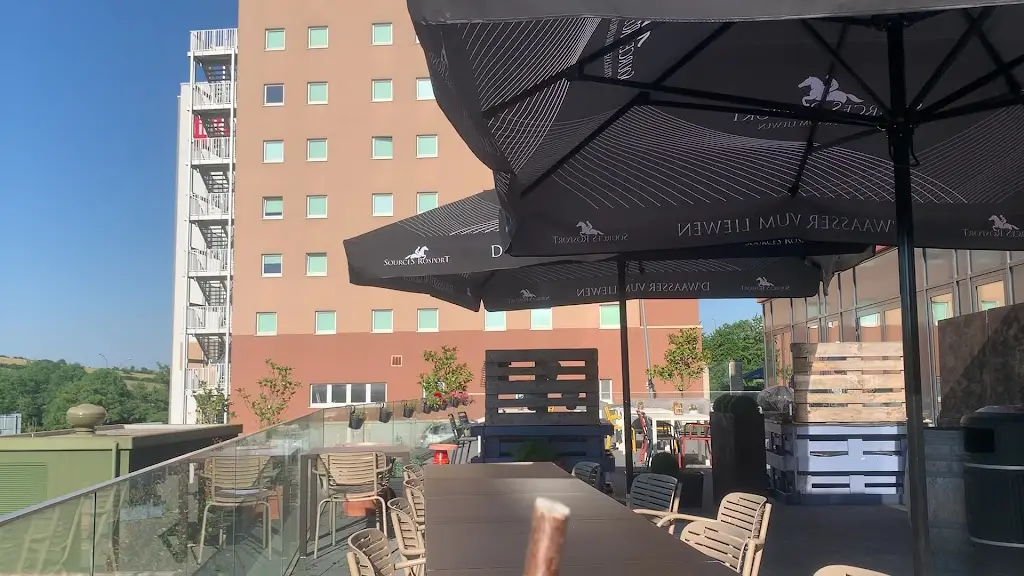 iv an_Factory Grill_Bivange_avis