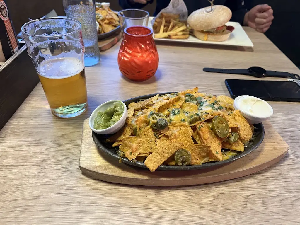 Julian_Fabrik_Reckange_recensione