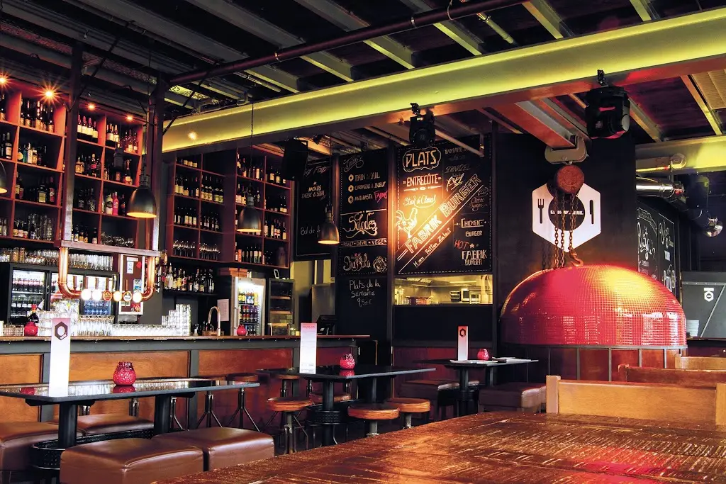Fabrik restaurante en Reckange