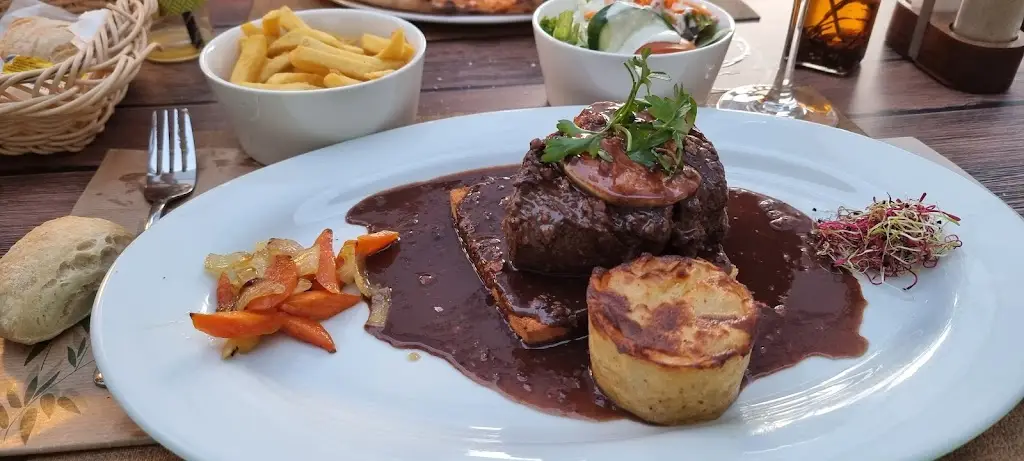 Greg MOBLEY_New Papa & Citu_Grosbous_review