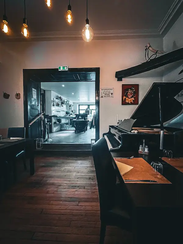 New Papa & Citu restaurante en Grosbous