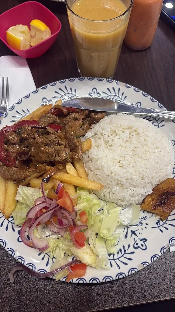 D ouwens_casamia chez atia_Wiltz_review