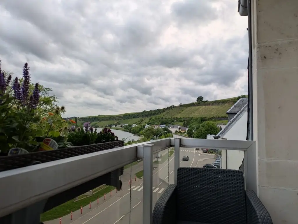 atish s_White Swan Hôtel_Ehnen_reseña