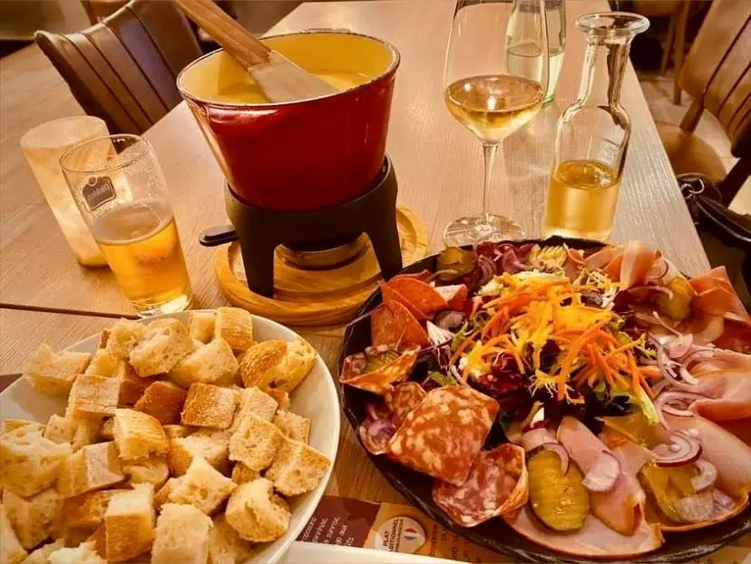 Bistrot Relais-Postal_Beckerich_slider_image_3