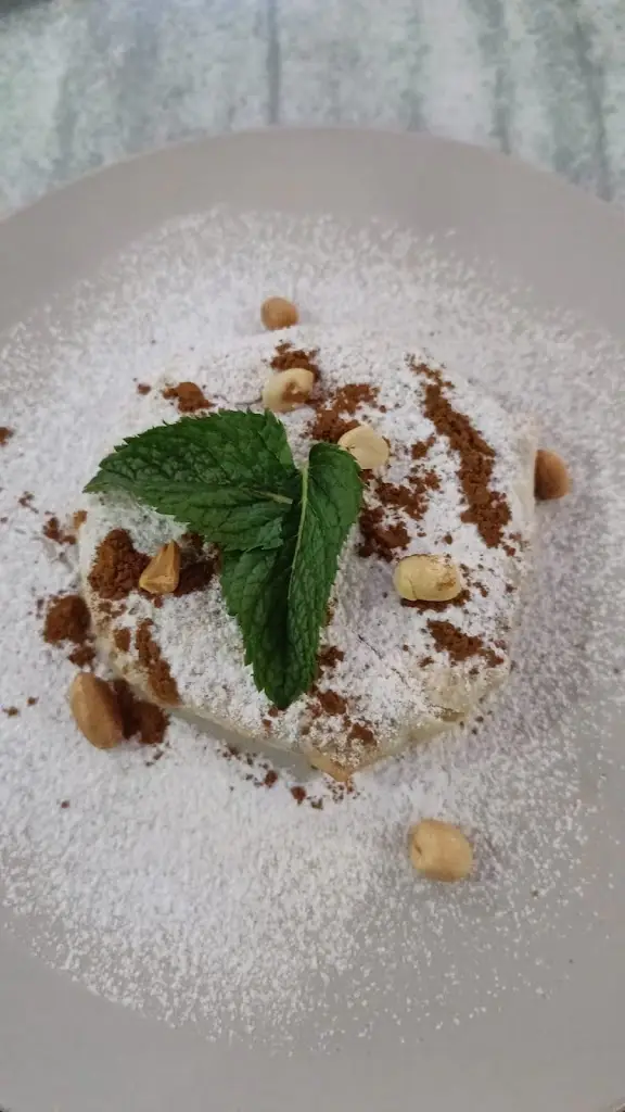 R J_Grand buffet_Noertzange_Bewertung