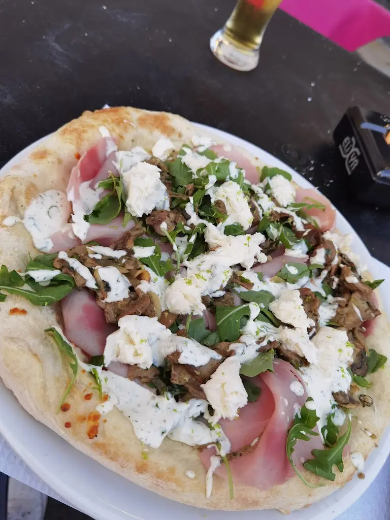 Patryk Monastra_Maxime Sàrl_Noertzange_review