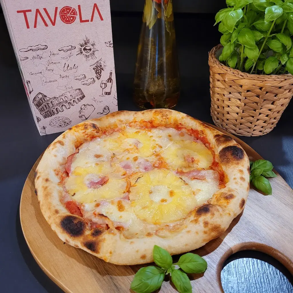 Tavola_Marnach_slider_image_1