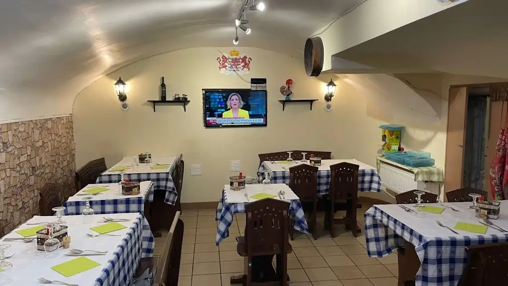 Taverne Victor Hugo restaurant in Altwies