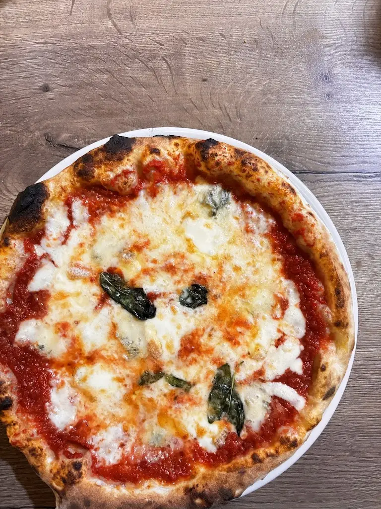 Marija Nikolić_Trattoria La Perla_Reisdorf_reseña