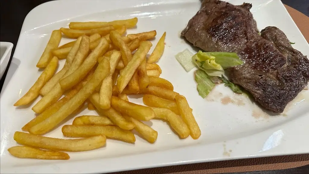 Arjen J._Trattoria La Perla_Reisdorf_reseña