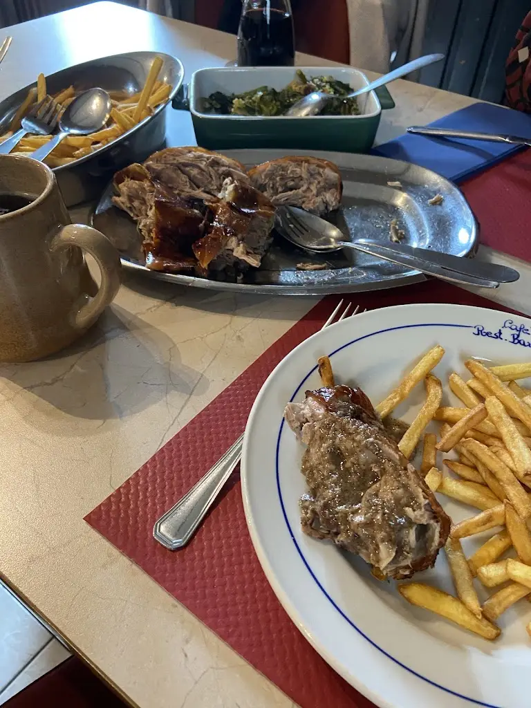 Café Barros restaurante en Erpeldange