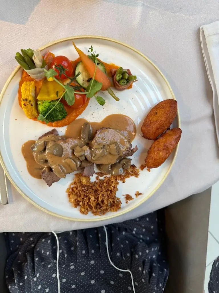 Tanja Kleut_Dahm_Erpeldange_reseña