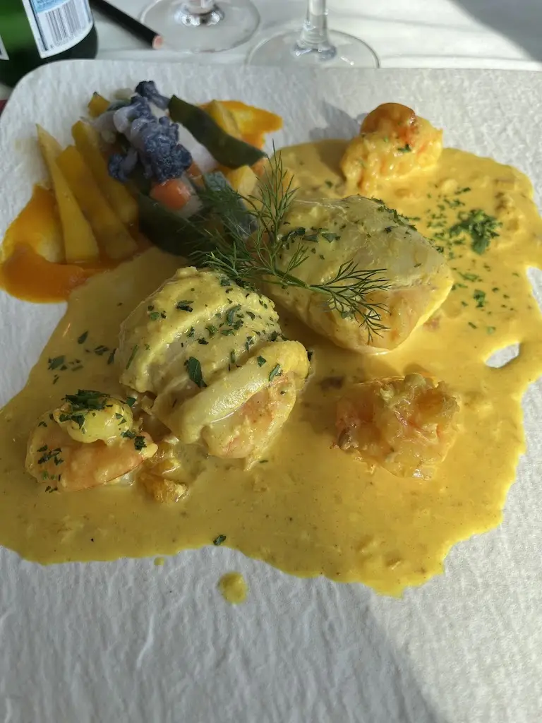 layla ait laaraj_Am Wéngert_Grevenmacher_reseña