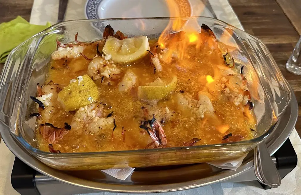 Lilleke Rohus_Amber Stuff - Vila Verde_Godbrange_review